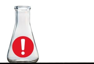 exempled'un flacon avec panneau danger