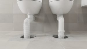 découvrez les avantages et inconvénients des tuyaux souples et rigides pour l'évacuation de vos wc afin de faire le meilleur choix pour votre installation sanitaire.